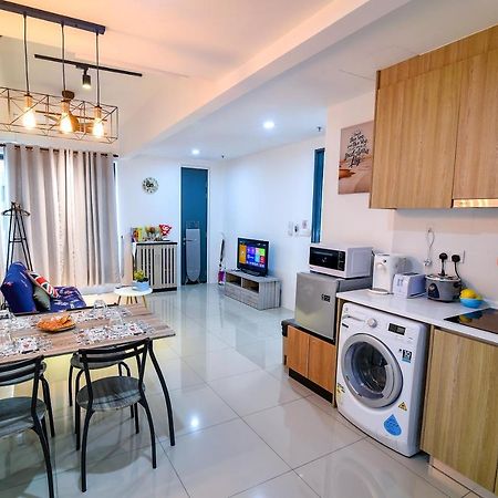 Tropicana 218 Georgetown #31 無敵海景 一房一廳式max.6Pax Dış mekan fotoğraf